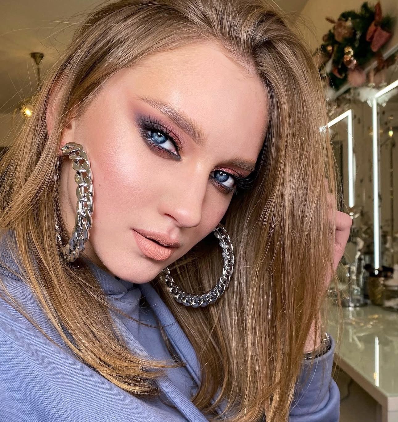 Glam 10