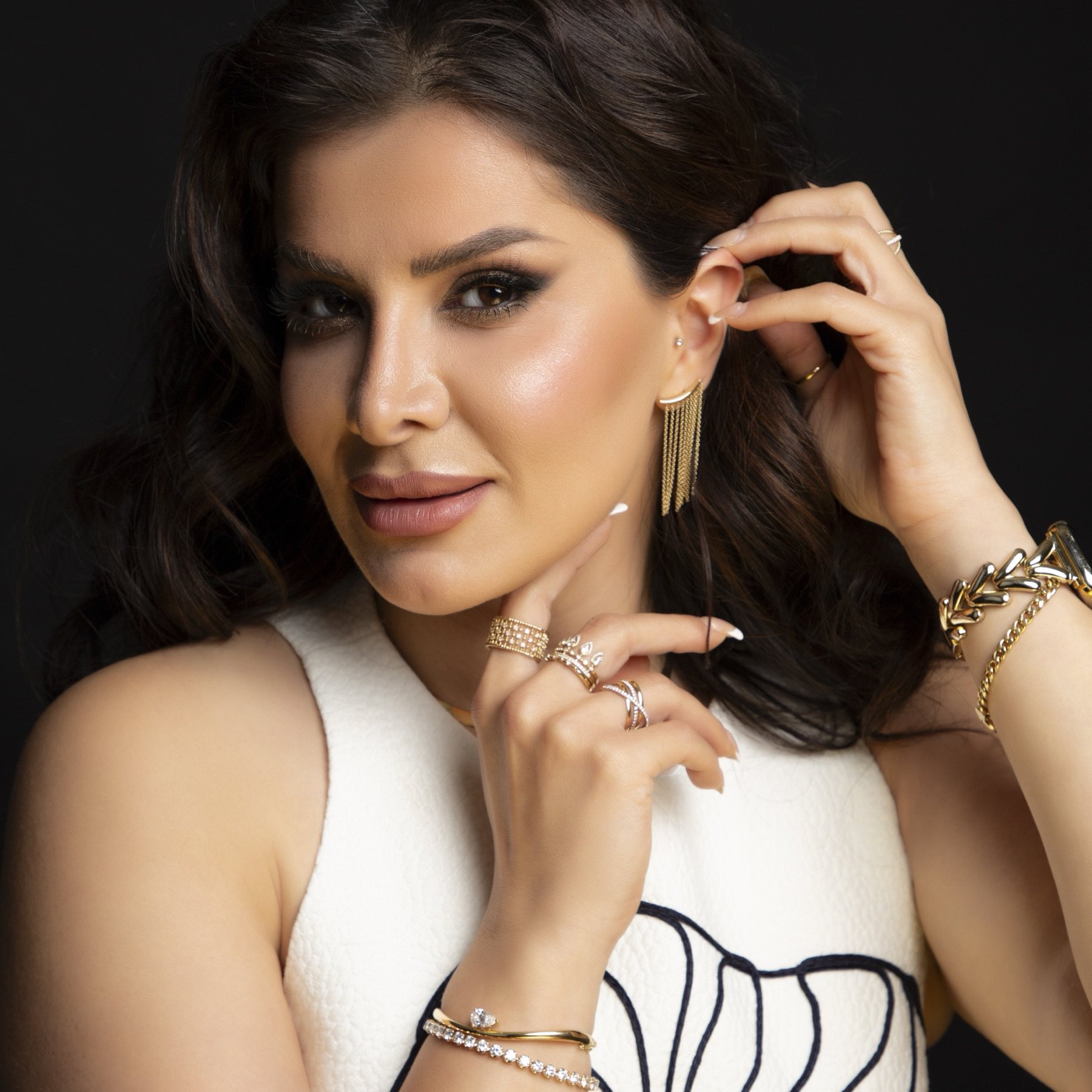 Glam 28