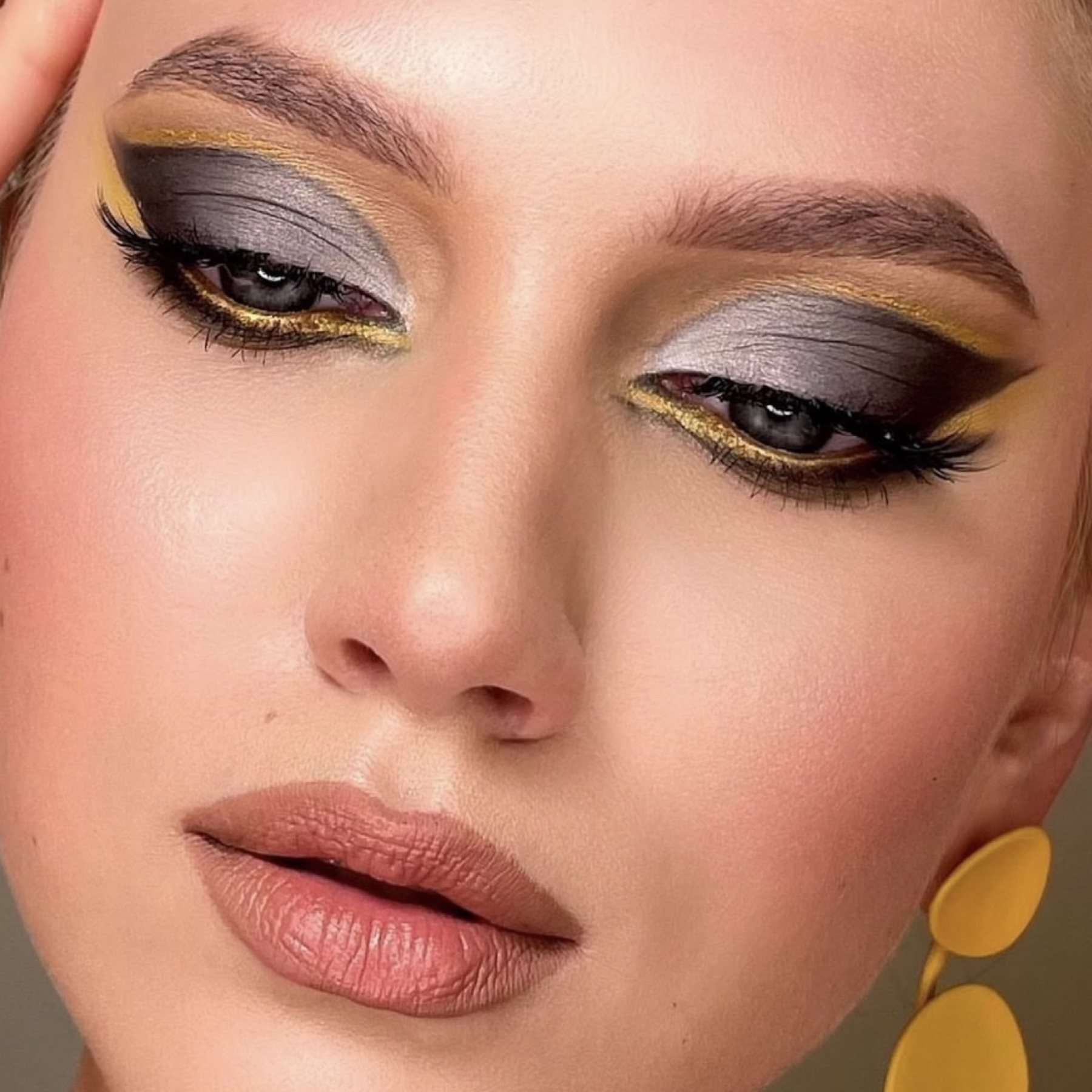 Editorial 20
