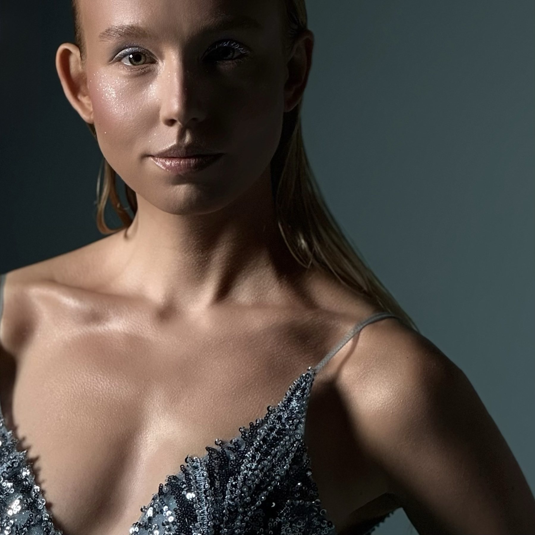 Editorial 26