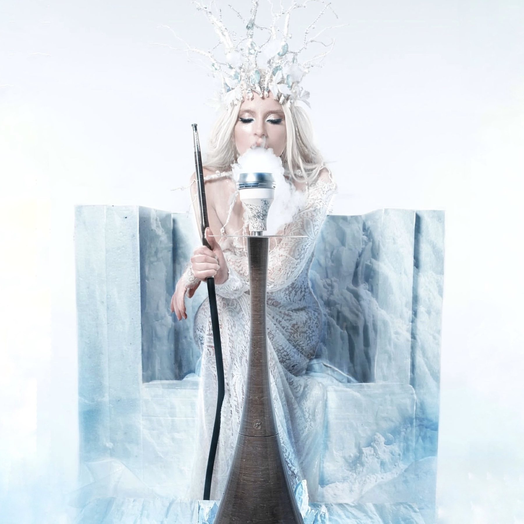 Editorial 28