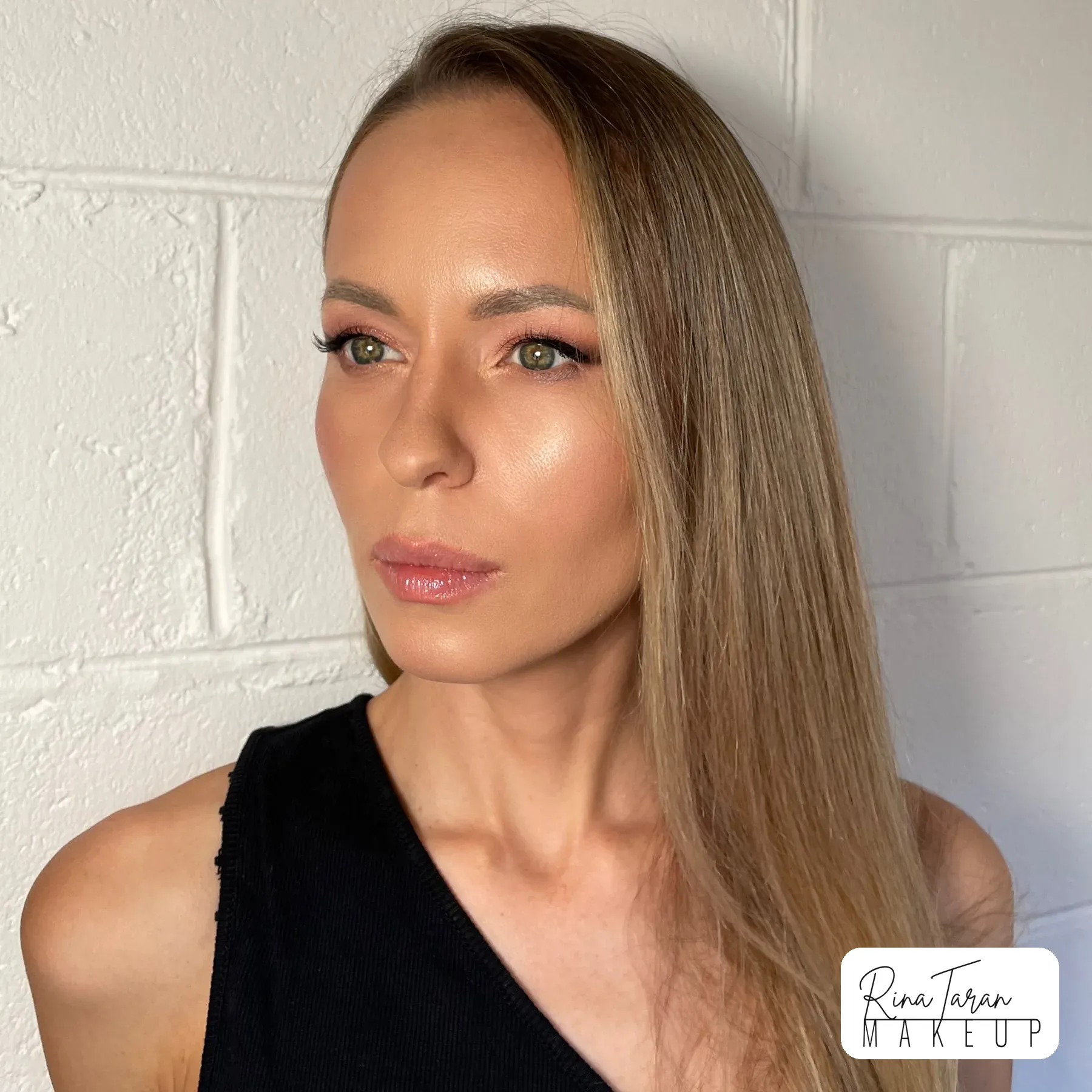 Natural soft glam makeup in Melbourne: green eyes, glowing skin and a rosy pink lip